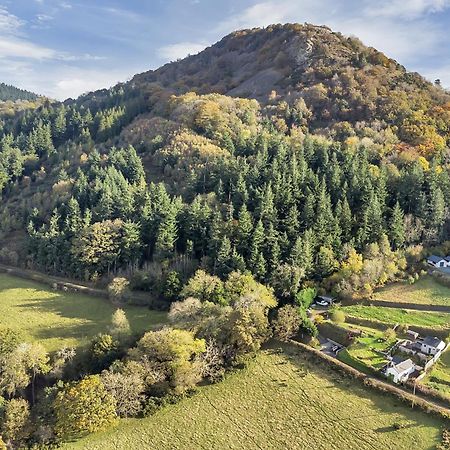 Trinity Cottage ウェルシュプール エクステリア 写真