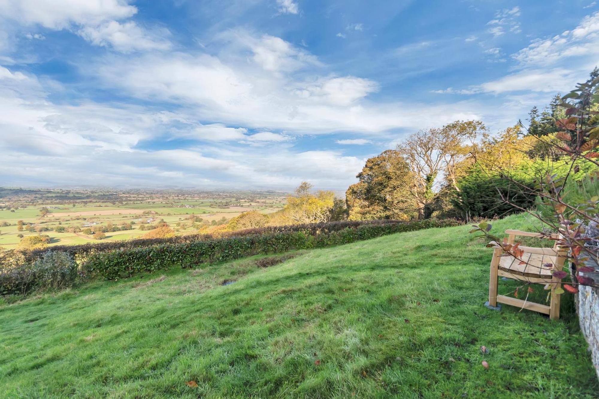 Trinity Cottage ウェルシュプール エクステリア 写真